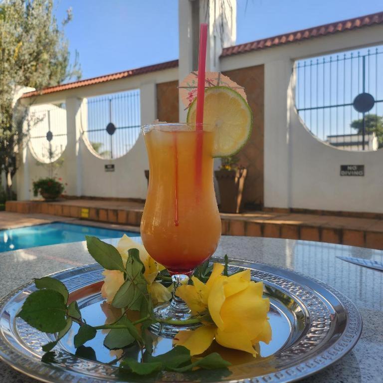 בריטס Casa Grande Guest Lodge מראה חיצוני תמונה