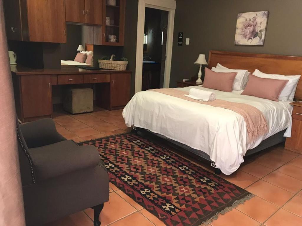 בריטס Casa Grande Guest Lodge מראה חיצוני תמונה