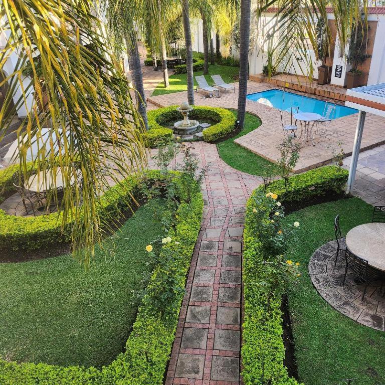 בריטס Casa Grande Guest Lodge מראה חיצוני תמונה