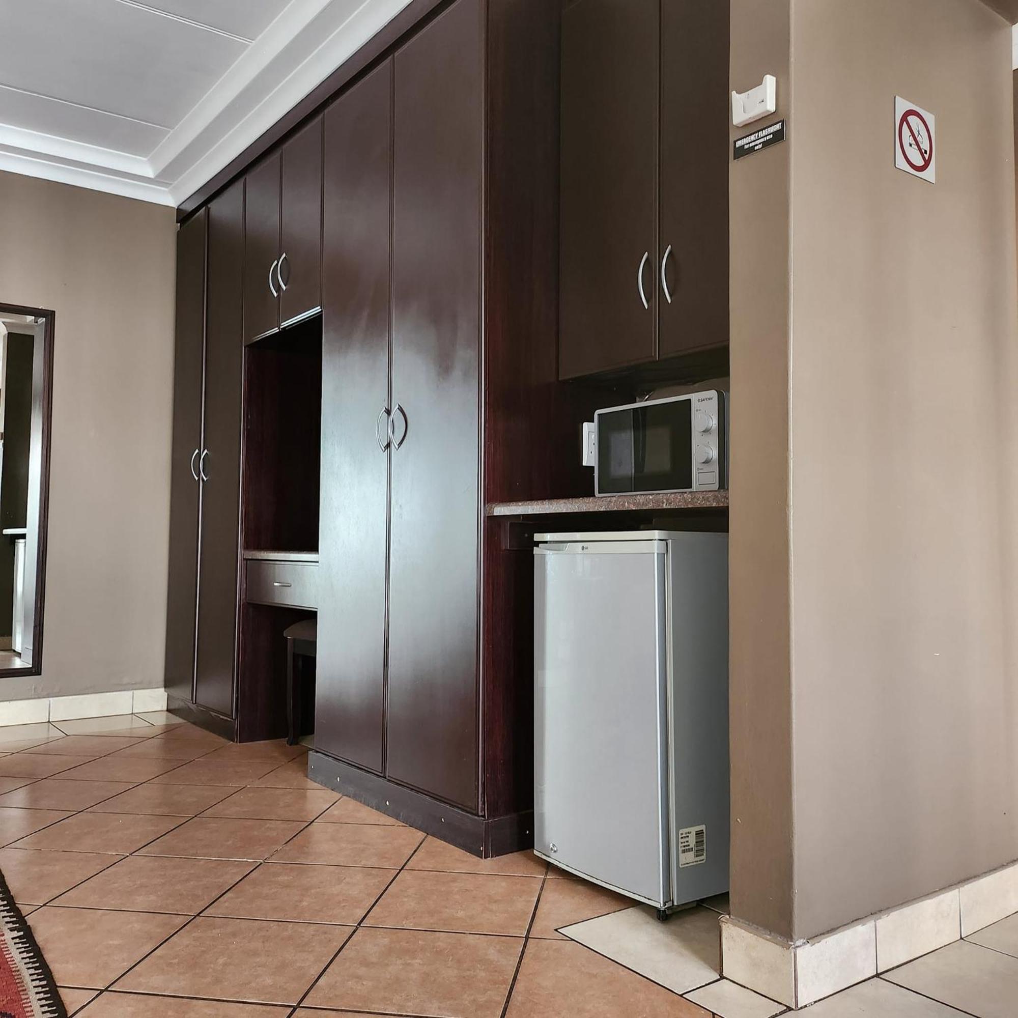 בריטס Casa Grande Guest Lodge מראה חיצוני תמונה