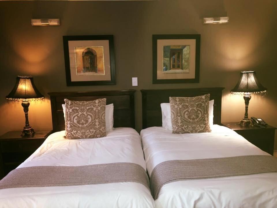 בריטס Casa Grande Guest Lodge מראה חיצוני תמונה