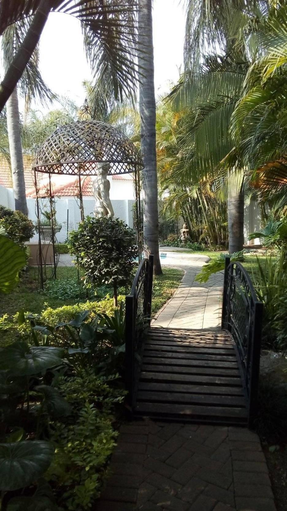בריטס Casa Grande Guest Lodge מראה חיצוני תמונה