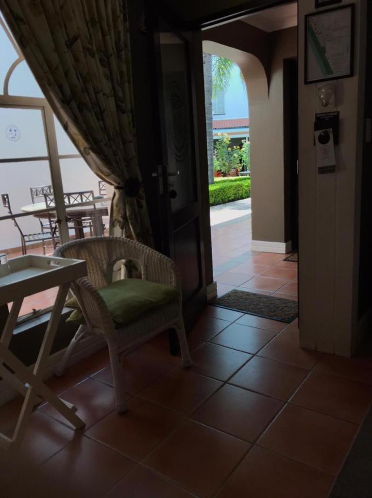 בריטס Casa Grande Guest Lodge מראה חיצוני תמונה